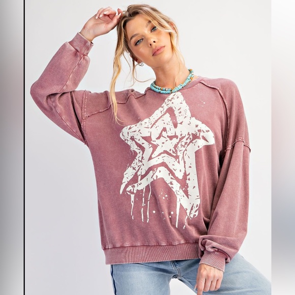 easel Tops - easel Dusty Rose Star Graphic Sweatshirt